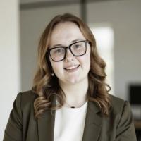 Profile picture of author Rylie Sweeney