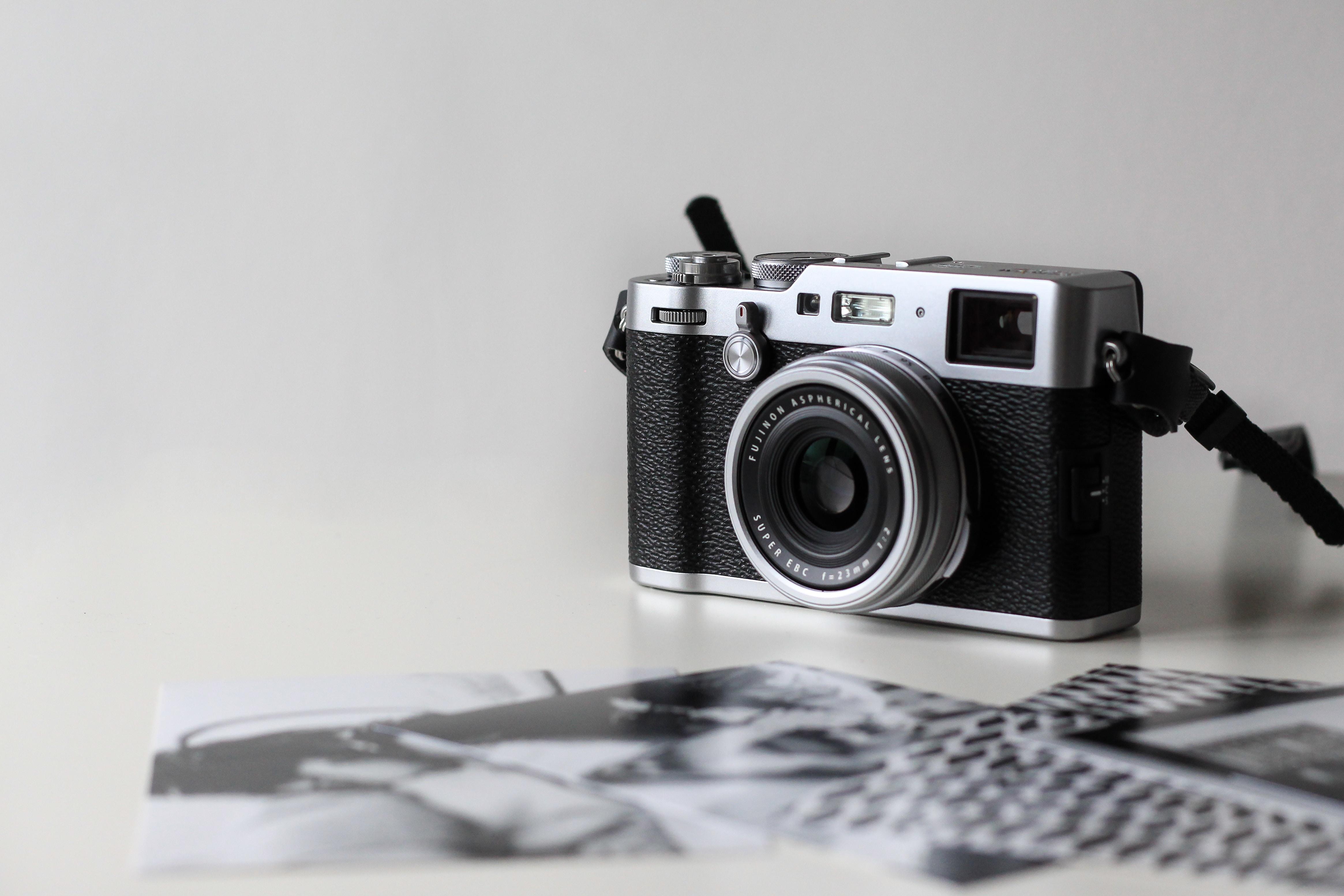 Black and white image of a camera